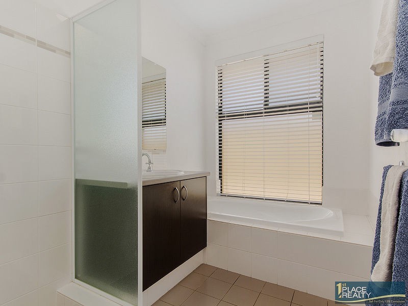 50 Cobaki Brace, Lakelands WA 6180