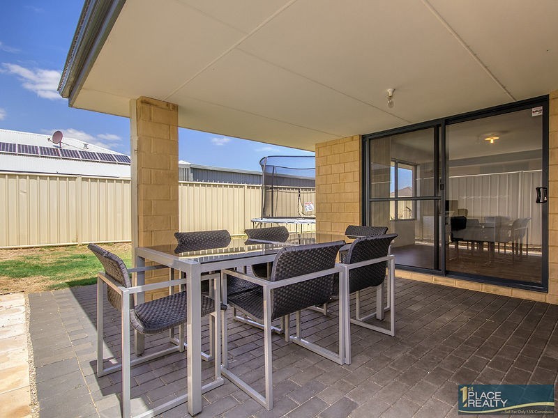 50 Cobaki Brace, Lakelands WA 6180