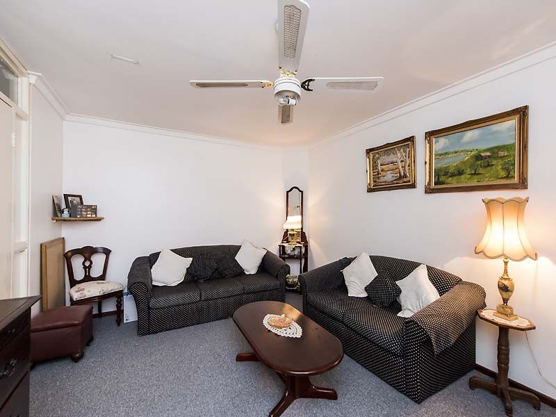 1/2 Corringle Grove, South Lake WA 6164