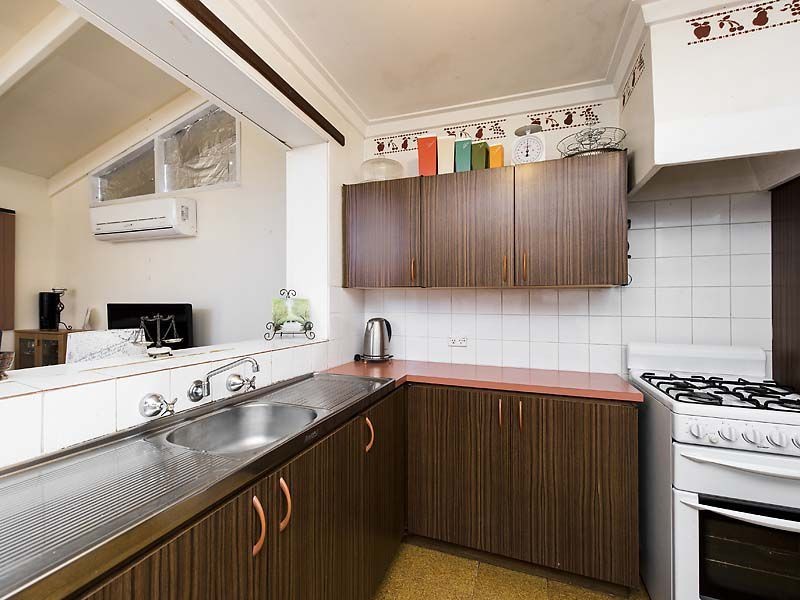 1/2 Corringle Grove, South Lake WA 6164