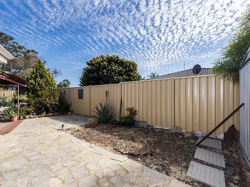 1/2 Corringle Grove, South Lake WA 6164