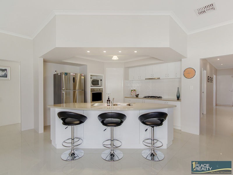 13 Rathbun Street, Secret Harbour WA 6173