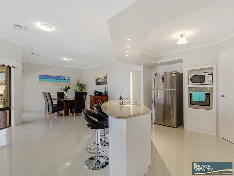 13 Rathbun Street, Secret Harbour WA 6173