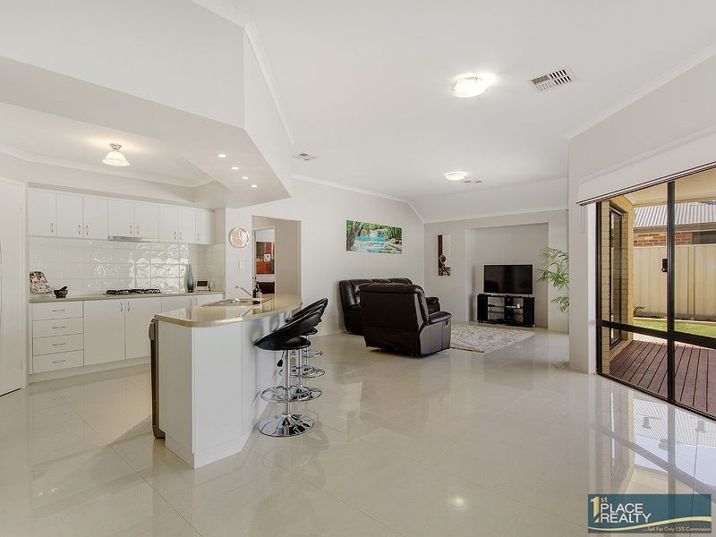 13 Rathbun Street, Secret Harbour WA 6173