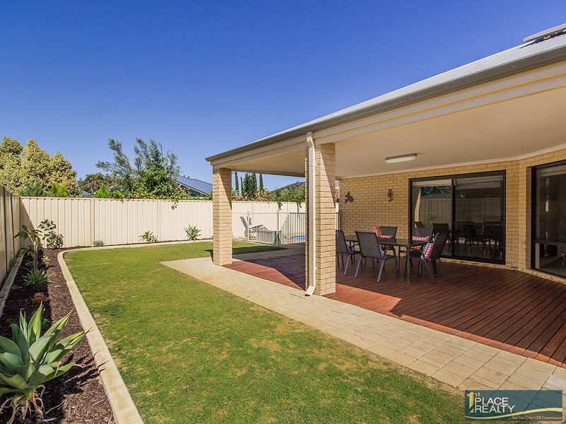 13 Rathbun Street, Secret Harbour WA 6173