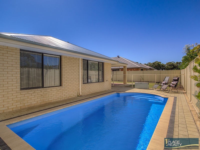 13 Rathbun Street, Secret Harbour WA 6173