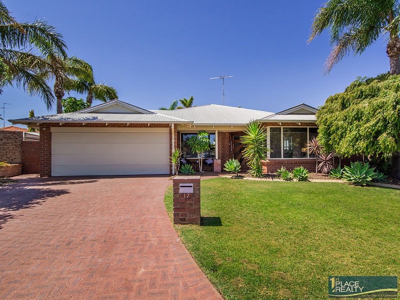 17 Rochester Way, Meadow Springs WA 6210