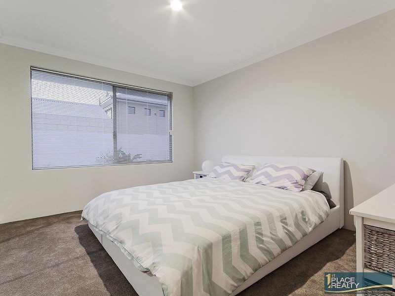 10 Frigate Way, Wannanup WA 6210