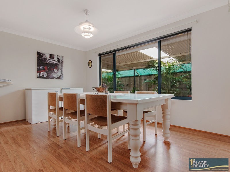 21 Tandure Heights, Lakelands WA 6180