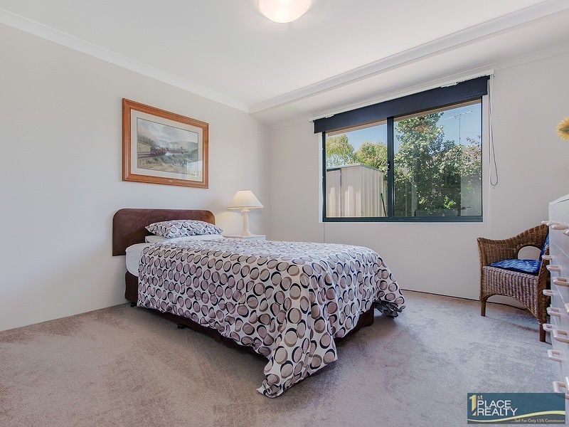 21 Tandure Heights, Lakelands WA 6180