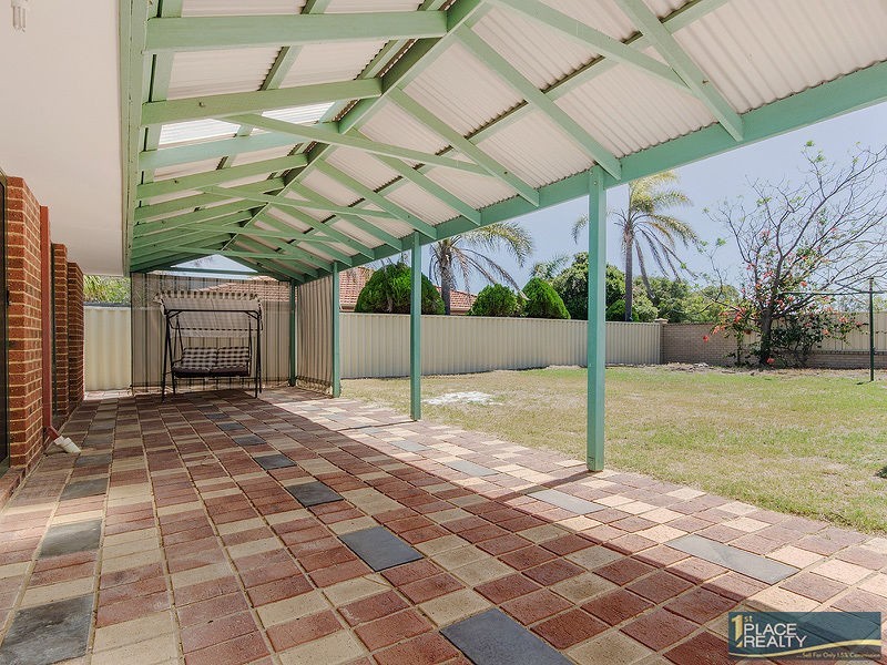 15 Caranja Court, Warnbro WA 6169