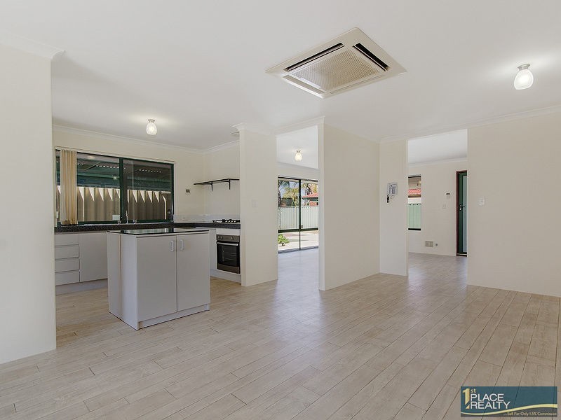 15 Caranja Court, Warnbro WA 6169