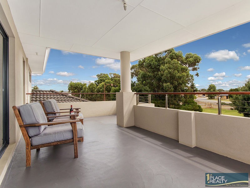 27 Jester Parkway, Meadow Springs WA 6210