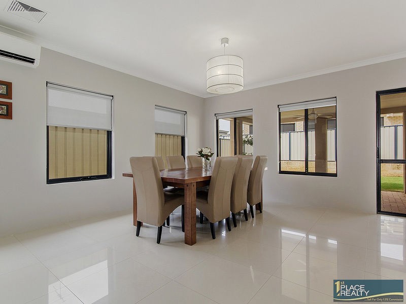 27 Jester Parkway, Meadow Springs WA 6210