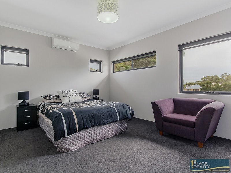 27 Jester Parkway, Meadow Springs WA 6210