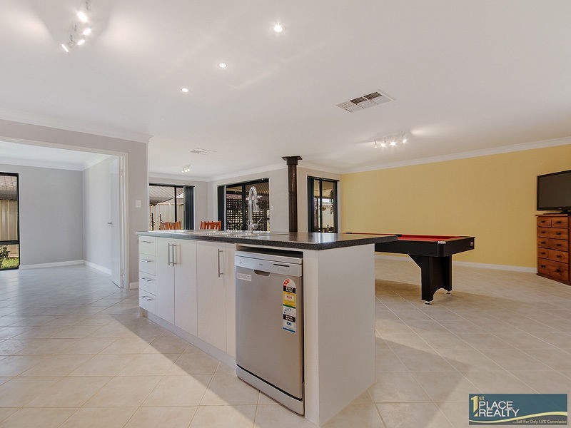 66 Malata Ridge, Lakelands WA 6180