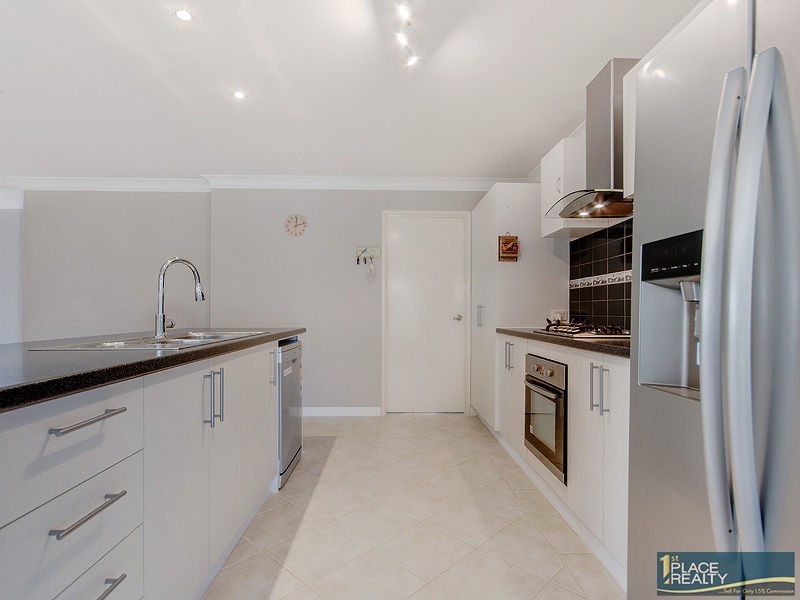 66 Malata Ridge, Lakelands WA 6180