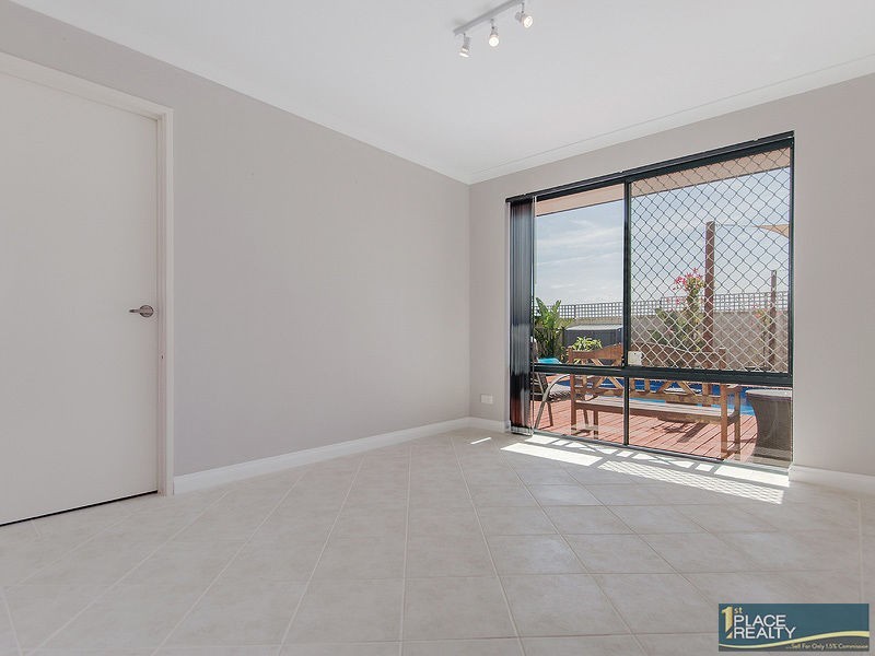 66 Malata Ridge, Lakelands WA 6180