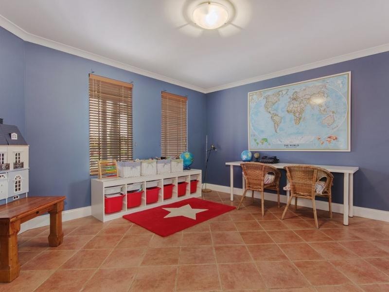 24 Rochefort Retreat, Port Kennedy WA 6172