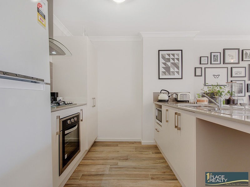 33 Tallering Way, Golden Bay WA 6174