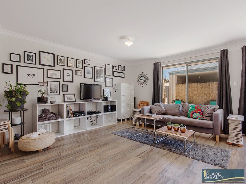 33 Tallering Way, Golden Bay WA 6174