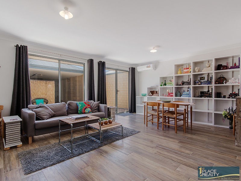 33 Tallering Way, Golden Bay WA 6174