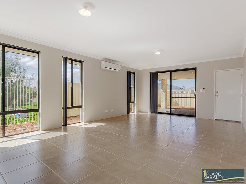 54 Eleanore Drive, Madora Bay WA 6210