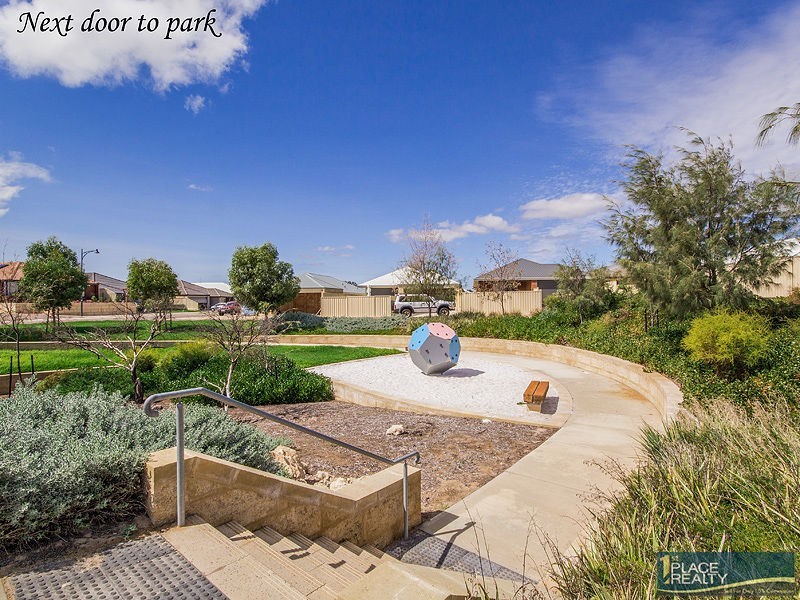 54 Eleanore Drive, Madora Bay WA 6210