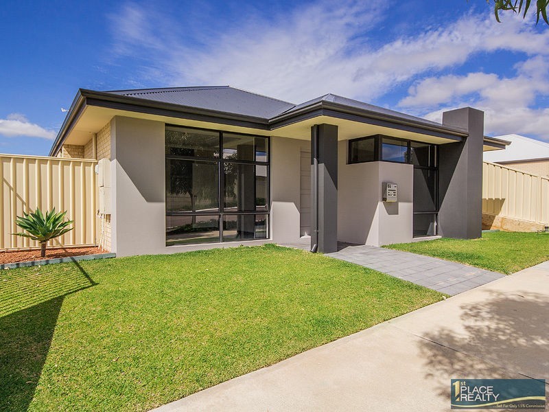54 Eleanore Drive, Madora Bay WA 6210