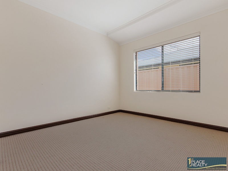 19 Tamar Break, Madora Bay WA 6210