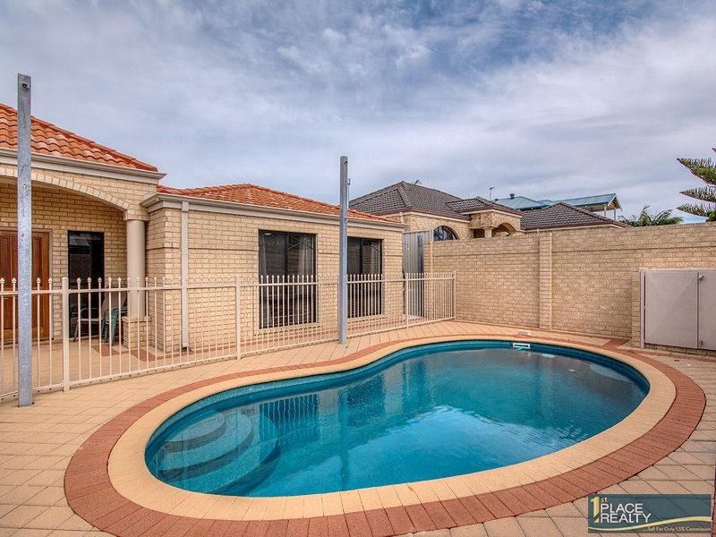 49 Galway Gardens, Warnbro WA 6169
