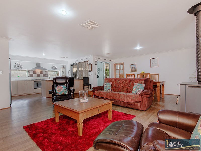 44 Kingaroy Drive, Baldivis WA 6171