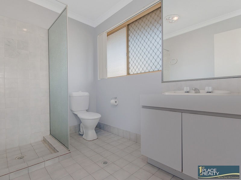 10 Saskatchewan Way, Greenfields WA 6210