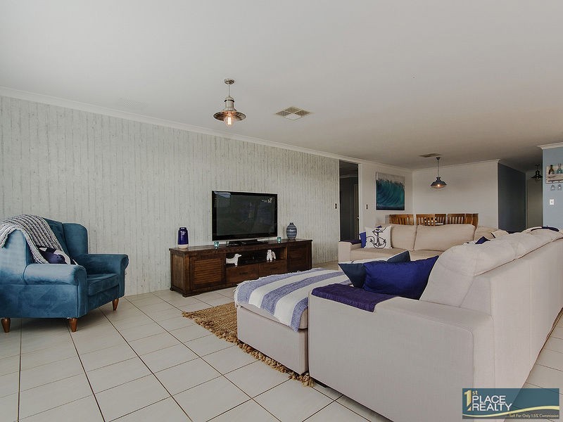 28 Highcliffe Circle, Lakelands WA 6180