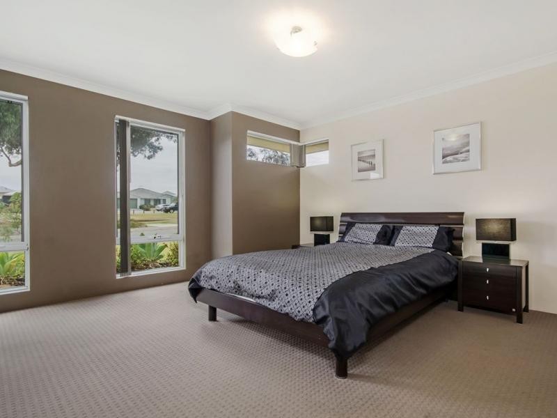 10 Mountain Cove, Baldivis WA 6171
