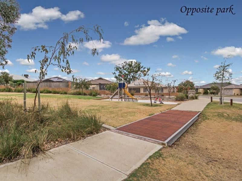 10 Mountain Cove, Baldivis WA 6171