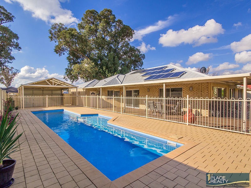 12 Bookara View, Lakelands WA 6180