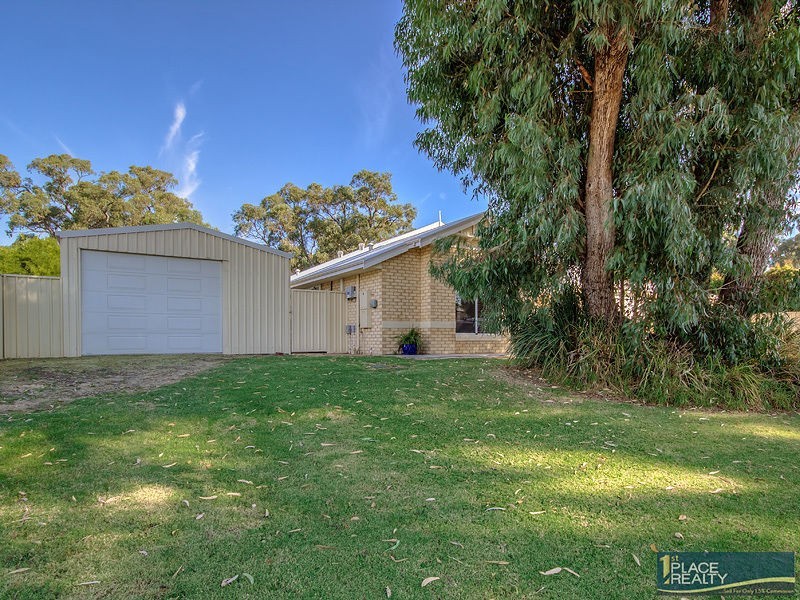 12 Bookara View, Lakelands WA 6180