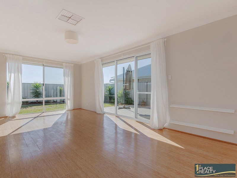 62 Surf Drive, Secret Harbour WA 6173