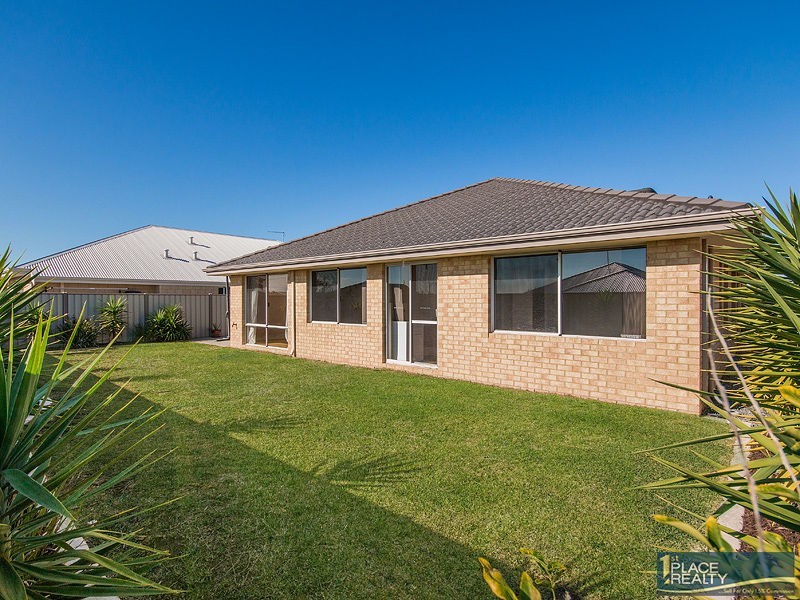 62 Surf Drive, Secret Harbour WA 6173