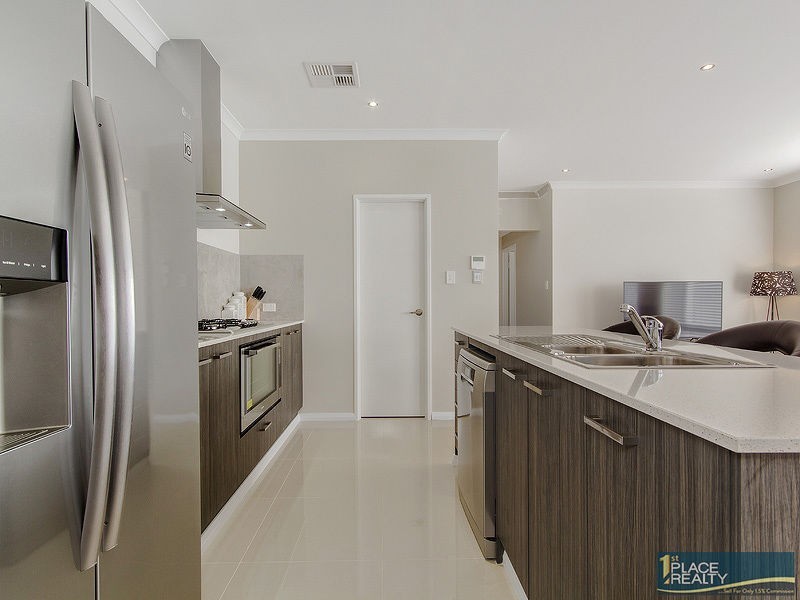 16 Driver Link, South Yunderup WA 6208