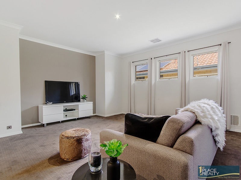 19 Yindana Boulevard, Lakelands WA 6180