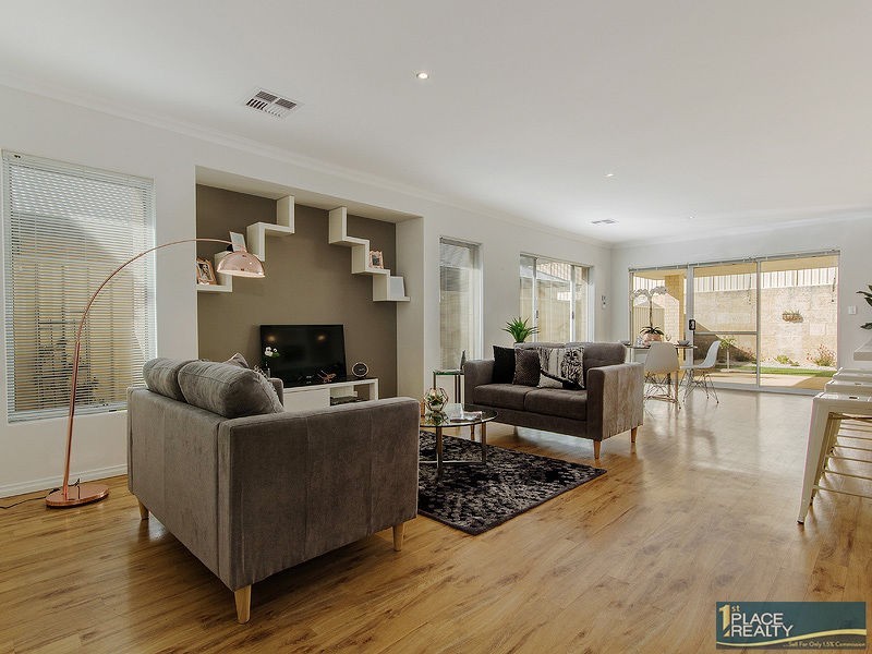 19 Yindana Boulevard, Lakelands WA 6180