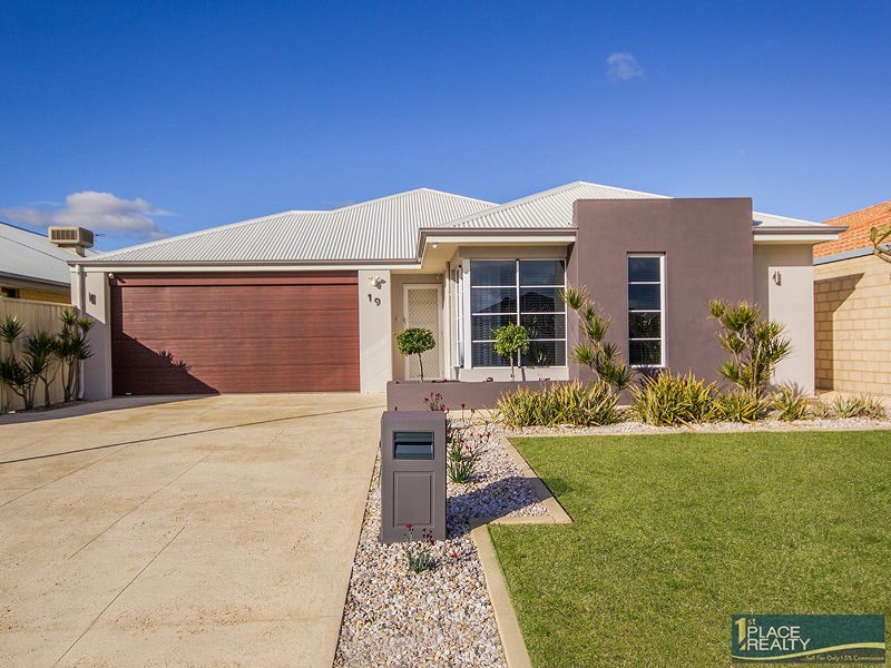 19 Yindana Boulevard, Lakelands WA 6180