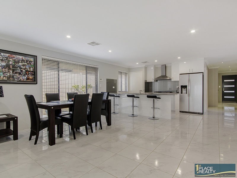 17 Greenville Vista, Meadow Springs WA 6210