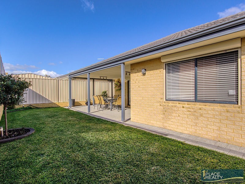 17 Greenville Vista, Meadow Springs WA 6210