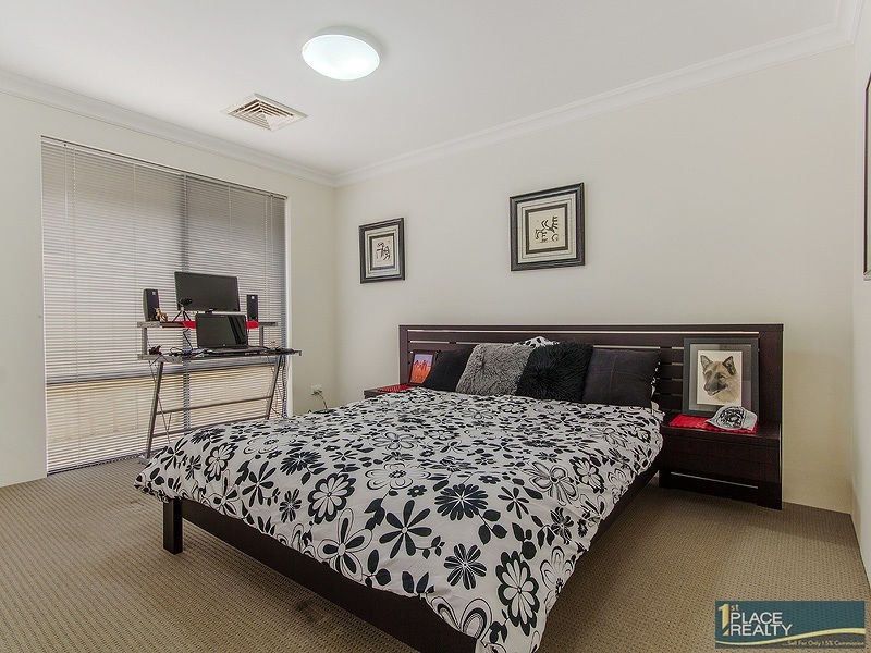 27 Cohen Vista, Lakelands WA 6180