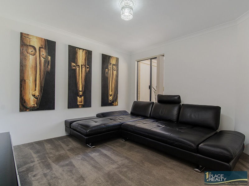 12 Bolton Avenue, Secret Harbour WA 6173