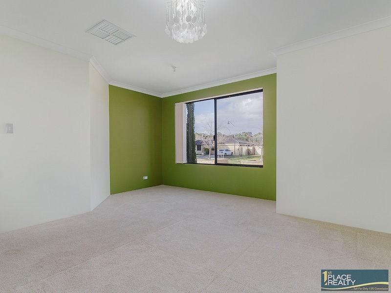 12 Bolton Avenue, Secret Harbour WA 6173