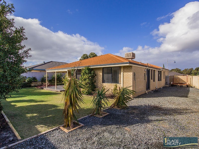 12 Bolton Avenue, Secret Harbour WA 6173